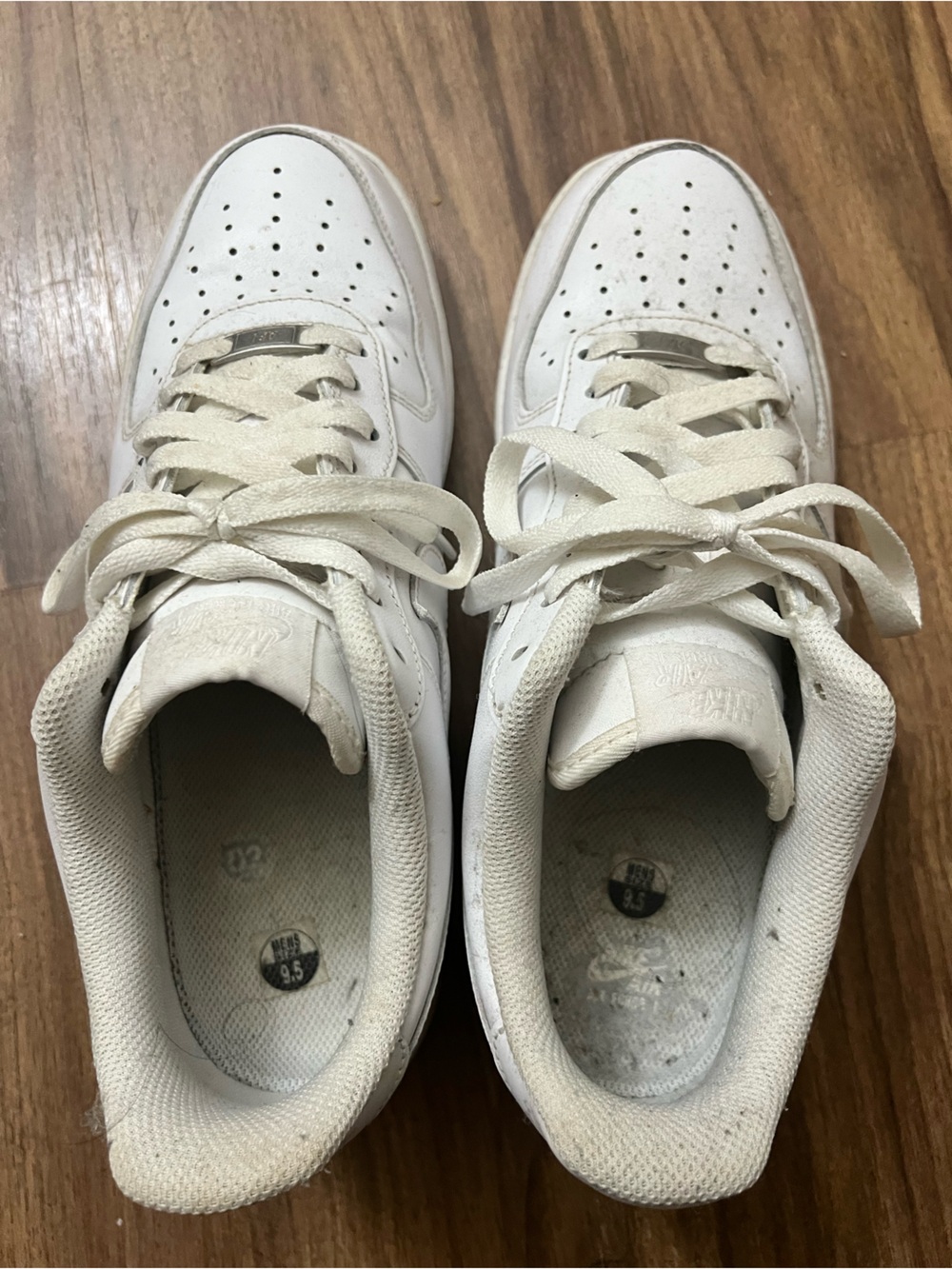 Men’s Nike Air Force’s White Low-Top Sneakers with Laces